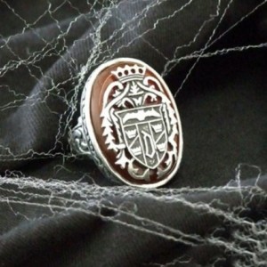 Dracula ring